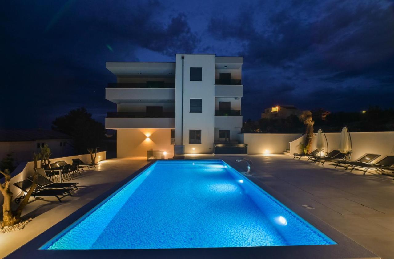 The Eagle Novalja Exterior foto